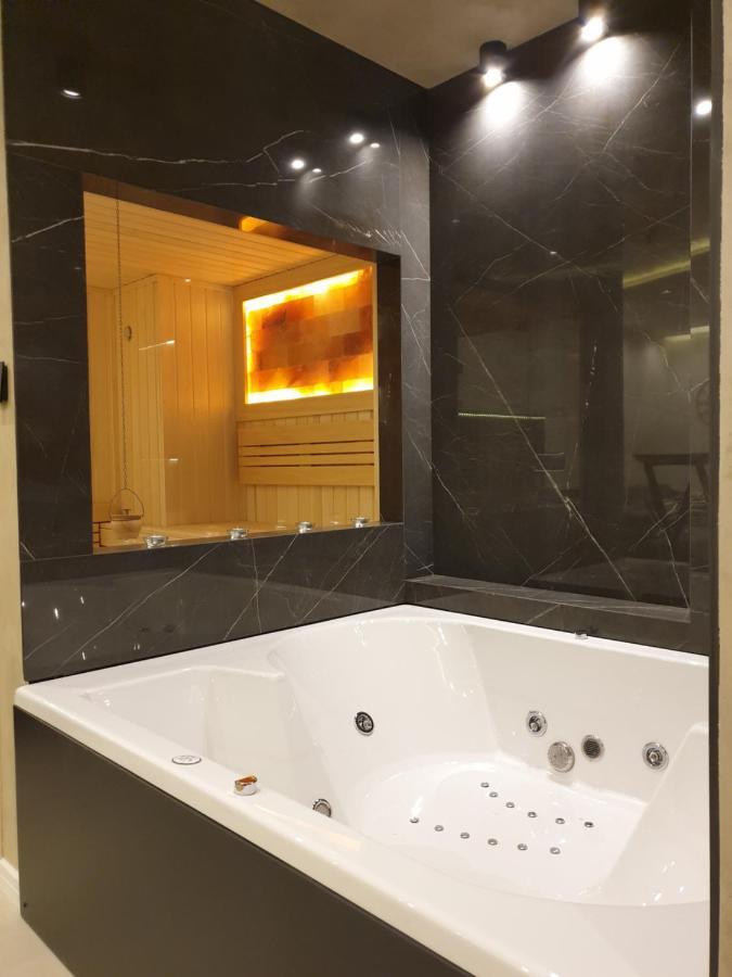 Luxury Spa Suite Belgrade Exterior photo