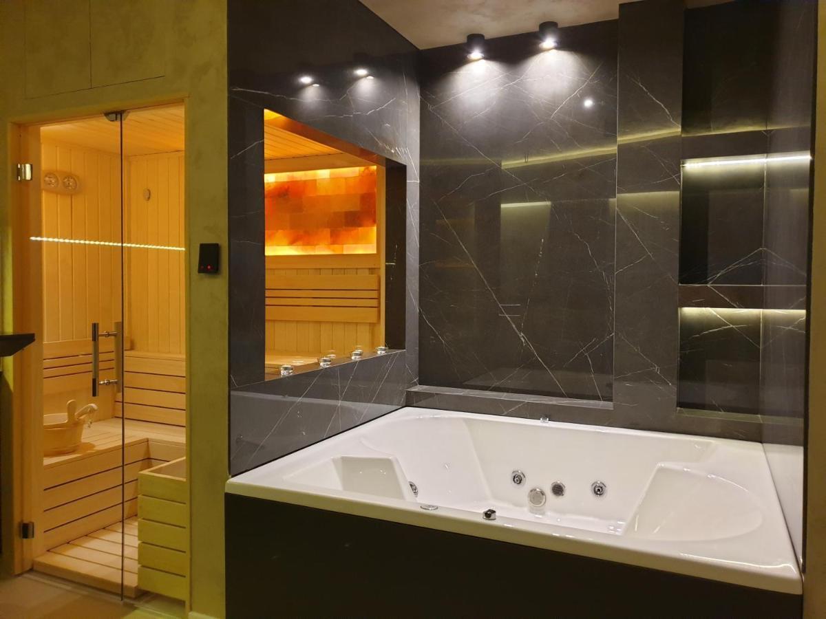 Luxury Spa Suite Belgrade Exterior photo